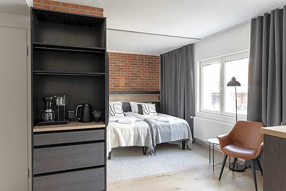 Frans & Frans - Hotel and Apartments by UHANDA