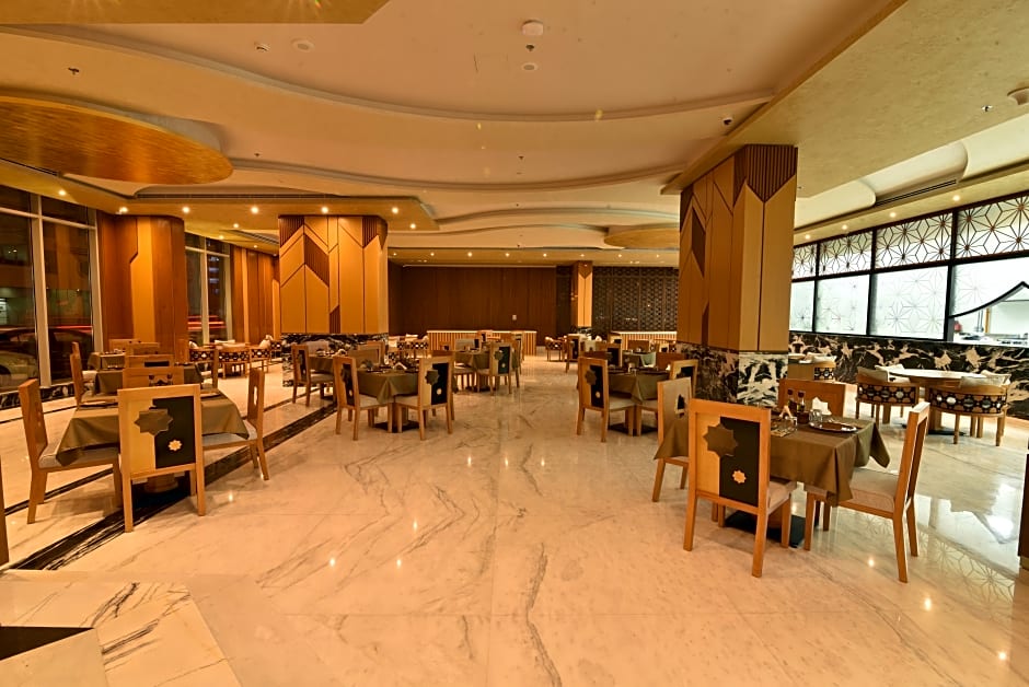 Luxe Grand Hotel Apartments