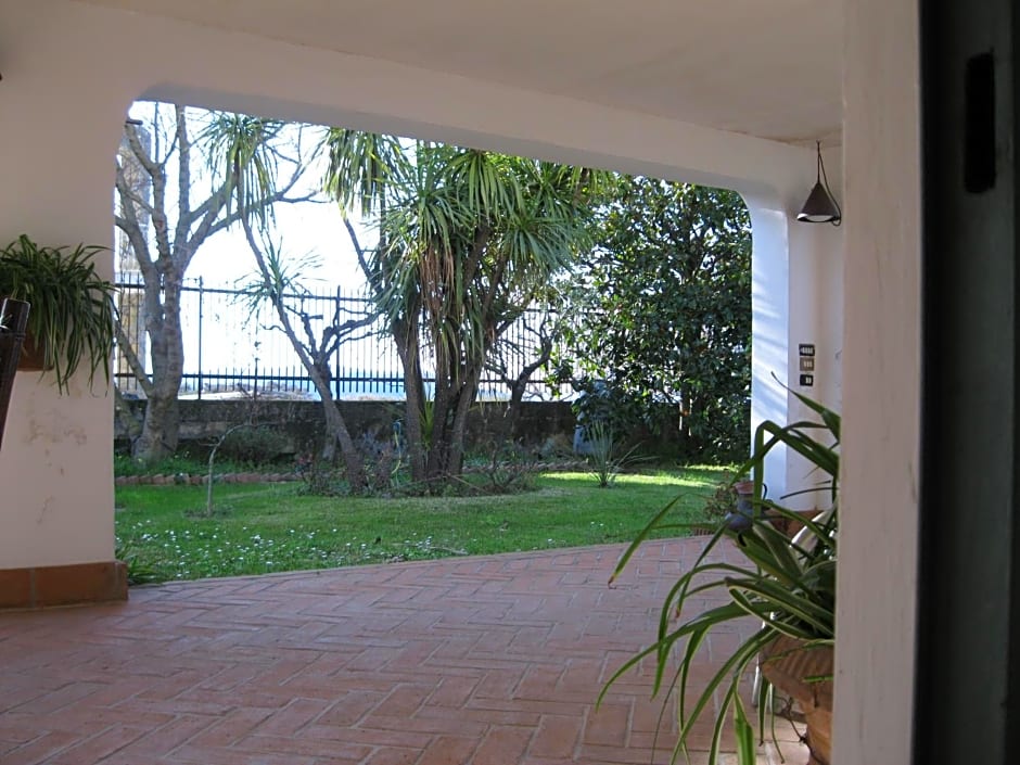 B&B Li Fringi