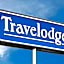 Travelodge by Wyndham Waukegan Gurnee