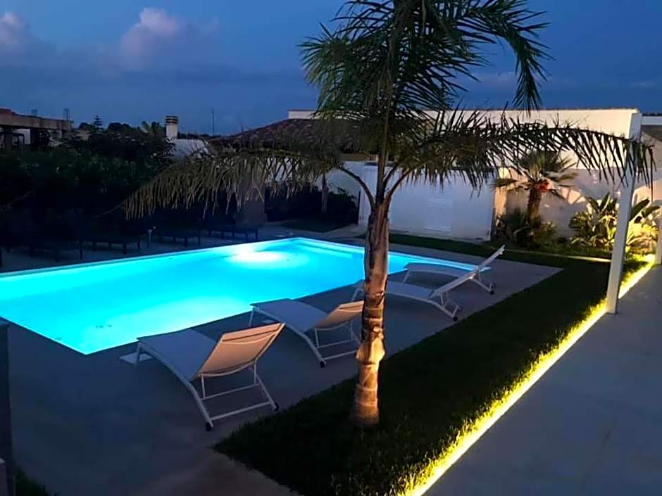 Villa White Luxury Residence