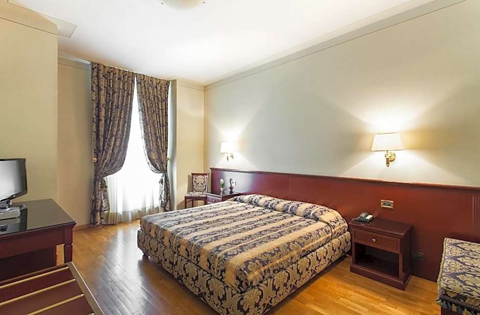Photo 1 of 5 of Deluxe 1 Double Bed or 2 Beds, Terrace