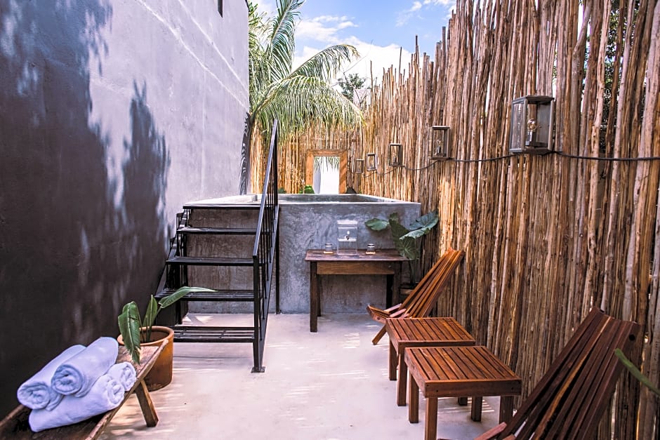 Aroma Tulum