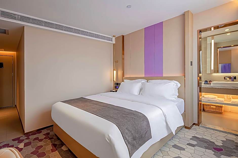 Lavande Hotel Yueyang County Fuya