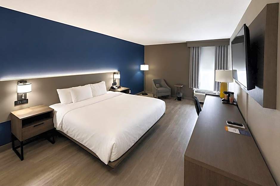 Comfort Inn & Suites Johnson City - Binghamton