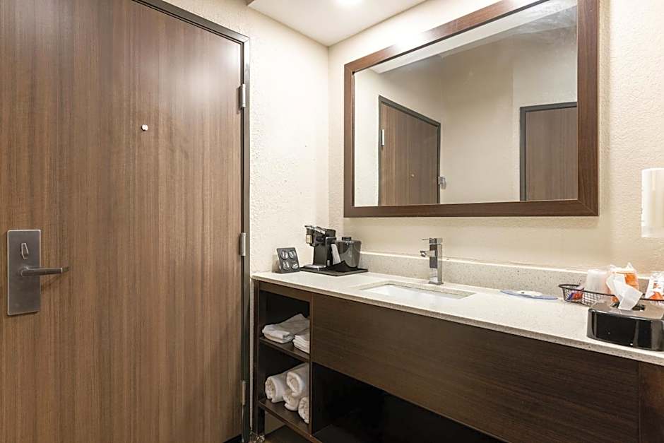 Quality Inn Pooler - Savannah I-95