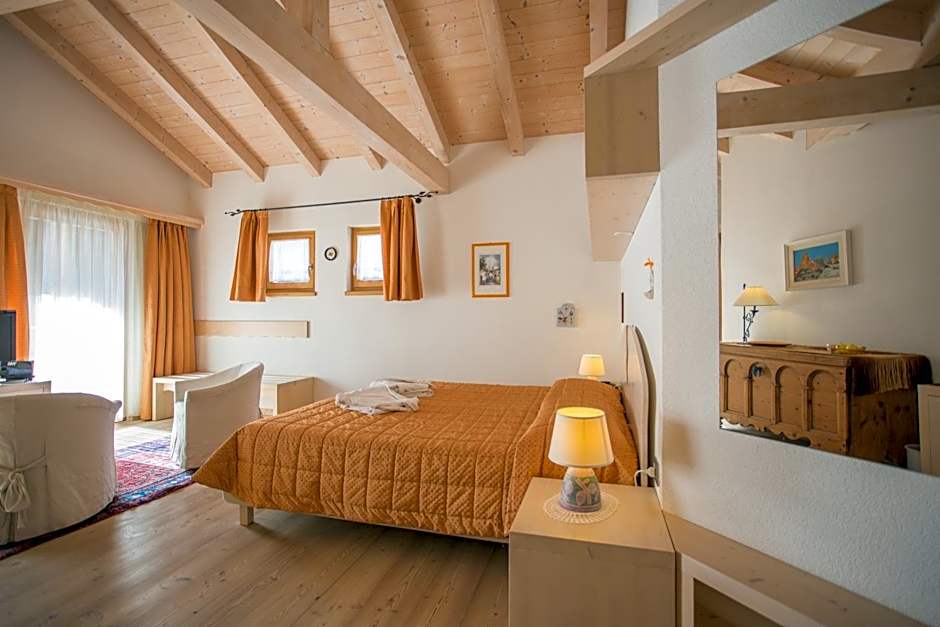 Castelir Suite Hotel