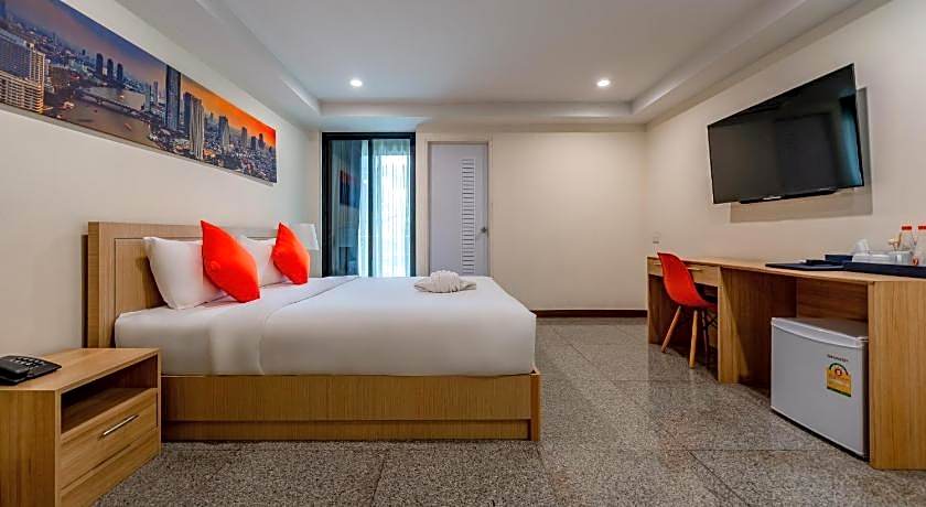 7 Days Premium Hotel at Icon Siam Station