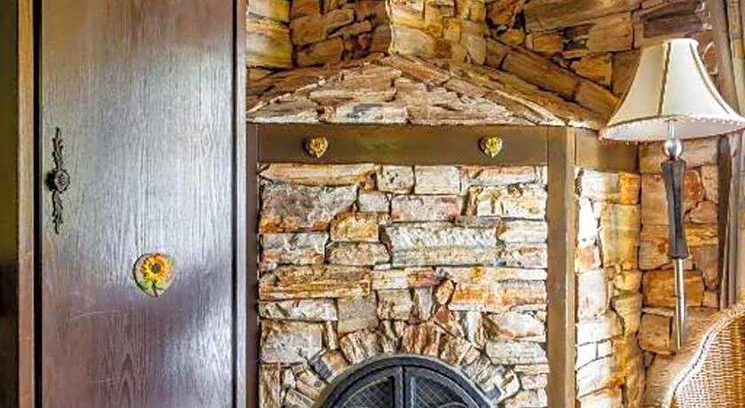 Provence Rose Lodge in Ching Jing B&B