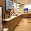 Holiday Inn Express And Suites Warsaw - E- Center By IHG