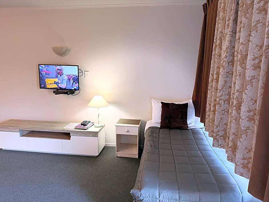 Aalton Motel