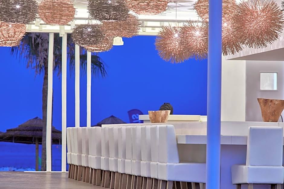 So Nice Beach Resort