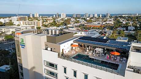 Holiday Inn & Suites Sunshine Coast by IHG