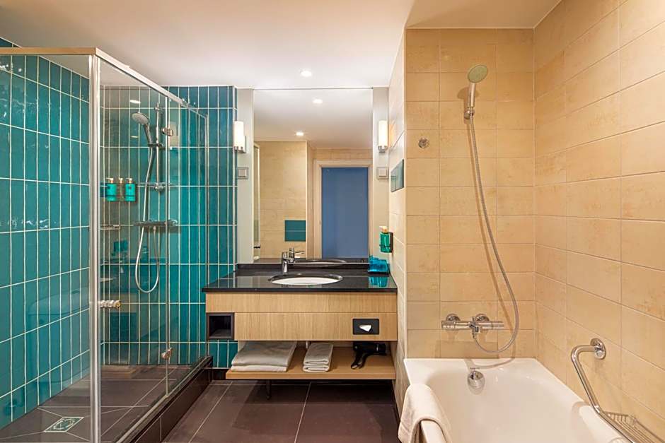 Crowne Plaza Budapest By IHG
