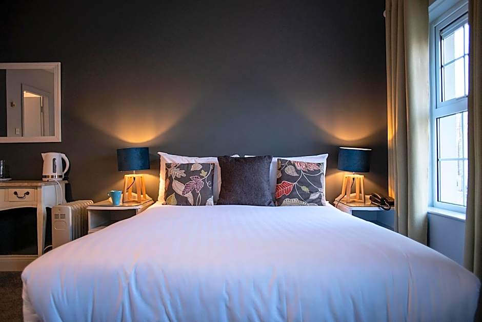 Emmet Hotel
