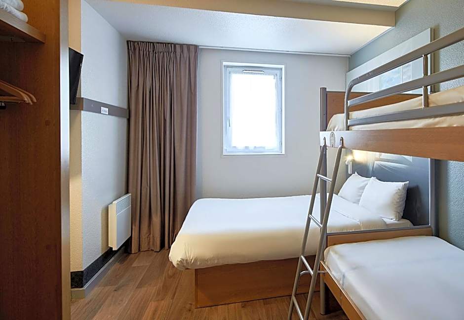 B&B HOTEL Maurepas