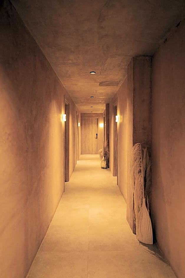 Medusa Luxury Suites