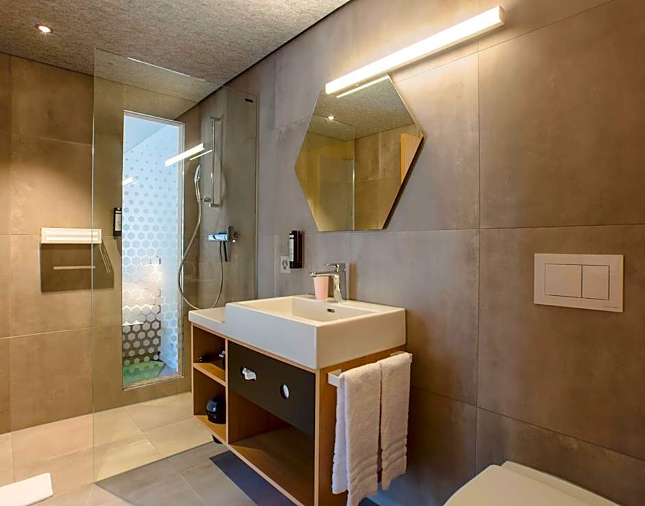 The Lab Hotel & Apartments