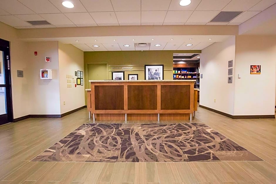 Hampton Inn By Hilton & Suites Pittsburgh/Harmarville