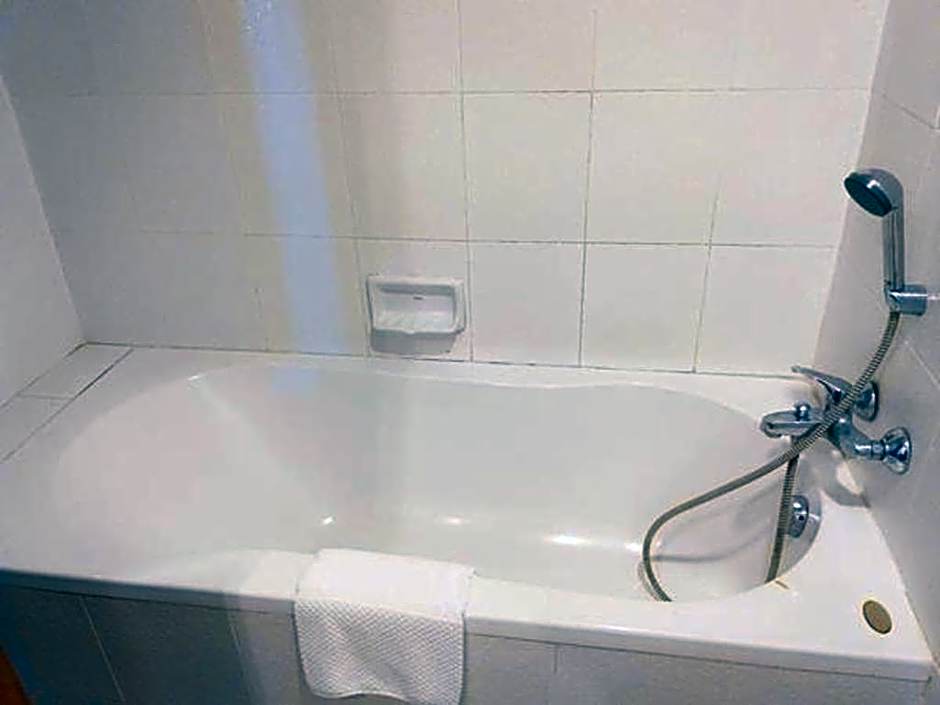 Sing Golden Place Hotel