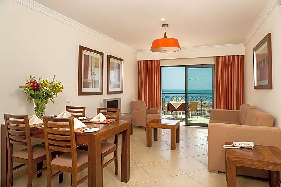 Cerro Mar Atlantico & Cerro Mar Garden