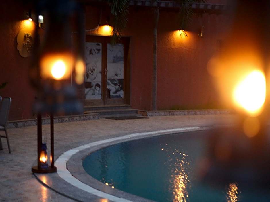 Seven sky Clarks Exotica