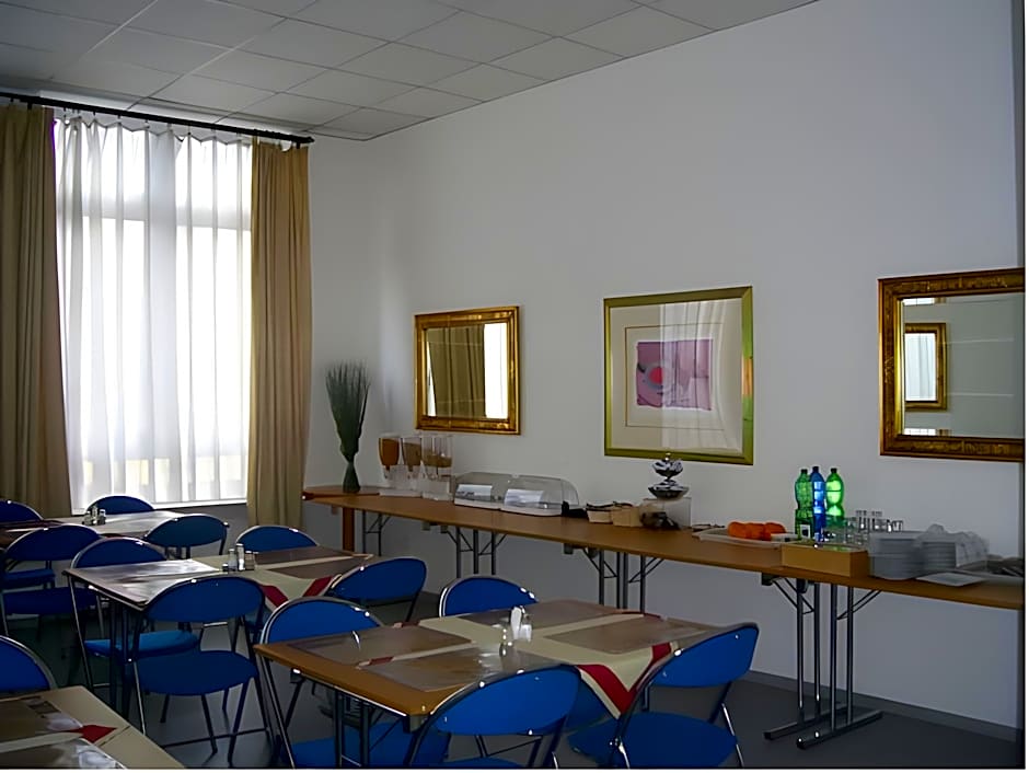 Willy Hotel Frankfurt