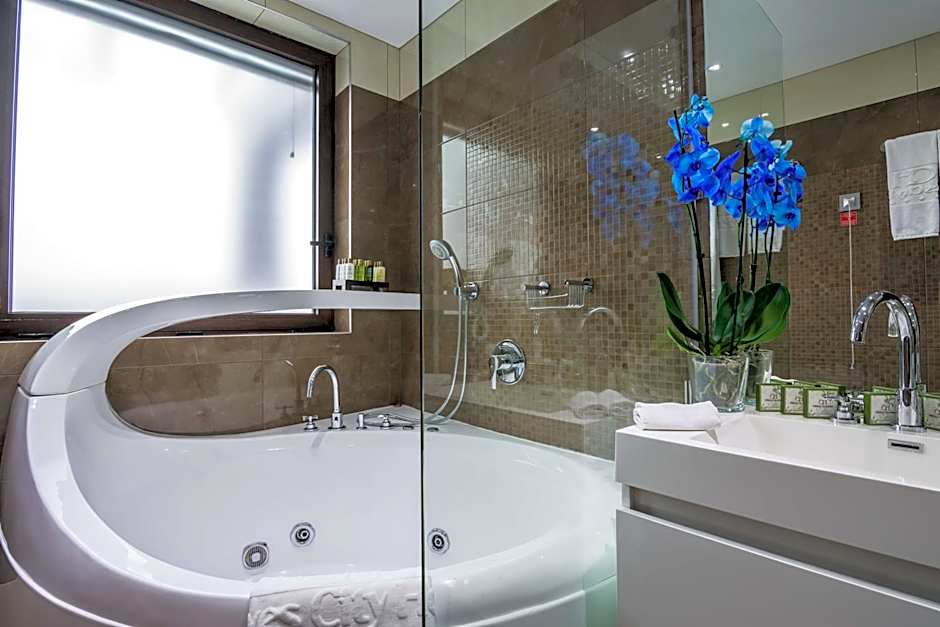 Best Western Plus Olives City Hotel