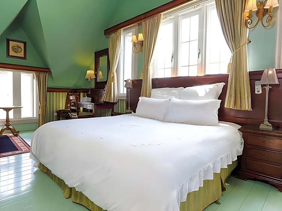 Shangrila Music Villa
