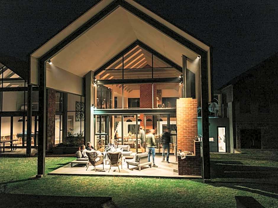 Sensiri Myst Country House