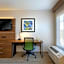 Holiday Inn Express & Suites Milton East I-10 By IHG