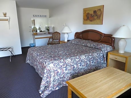 King Room - Non Pet Friendly 