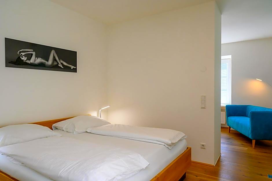 Appartement-Hotel GH Zum Goldenen Schiff
