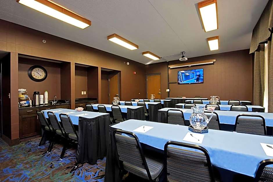 Hampton Inn By Hilton Grand Rapids-South