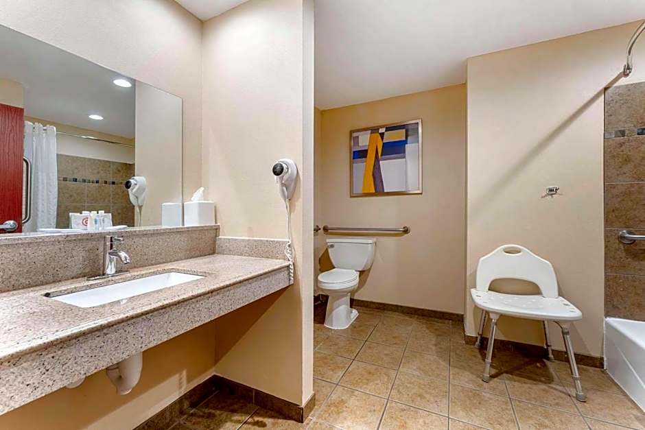 Comfort Suites Monaca