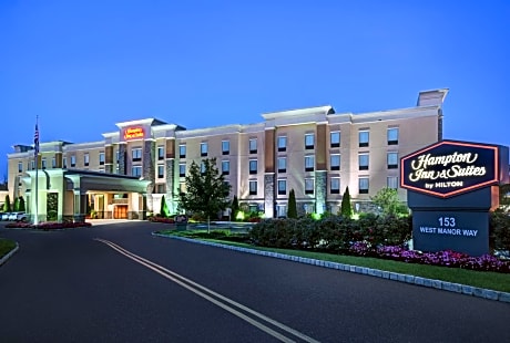 Hampton Inn and Suites Robbinsville