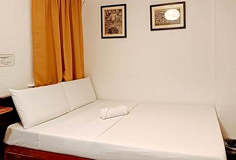 Hotel Elinas and Restaurant