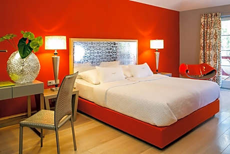 Deluxe Duplex Room