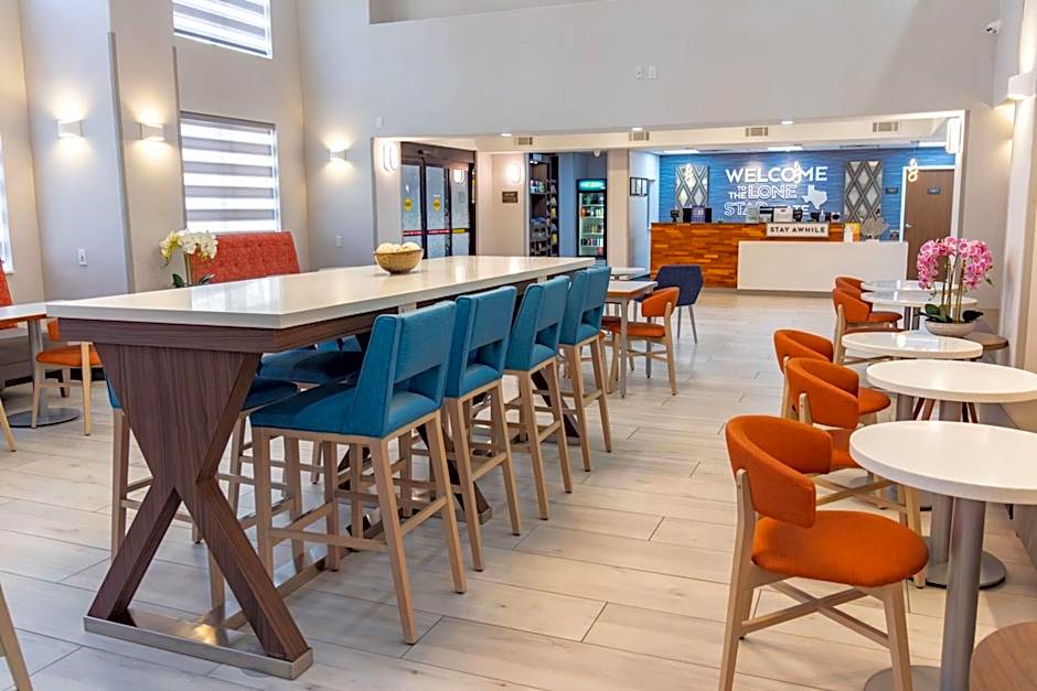 Hampton Inn By Hilton & Suites Denton