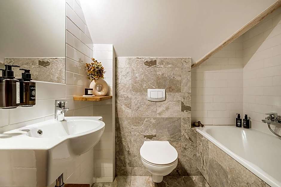 Grottger Luxury Boutique Hotel City