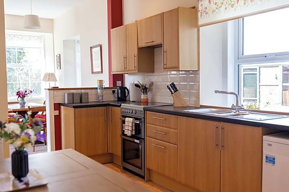 Dalvey Abbotshill Farm House