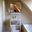 Le Petit Beaumarchais Hotel & Spa
