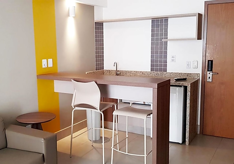 Apartamento em Resort de Olímpia ao lado do Parque Aquático