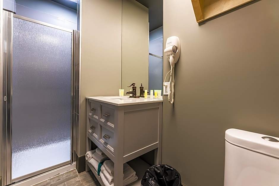 La Suite Hotel