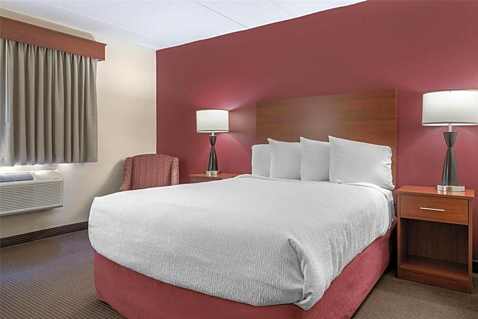 SureStay Plus Hotel by Best Western Litchfield