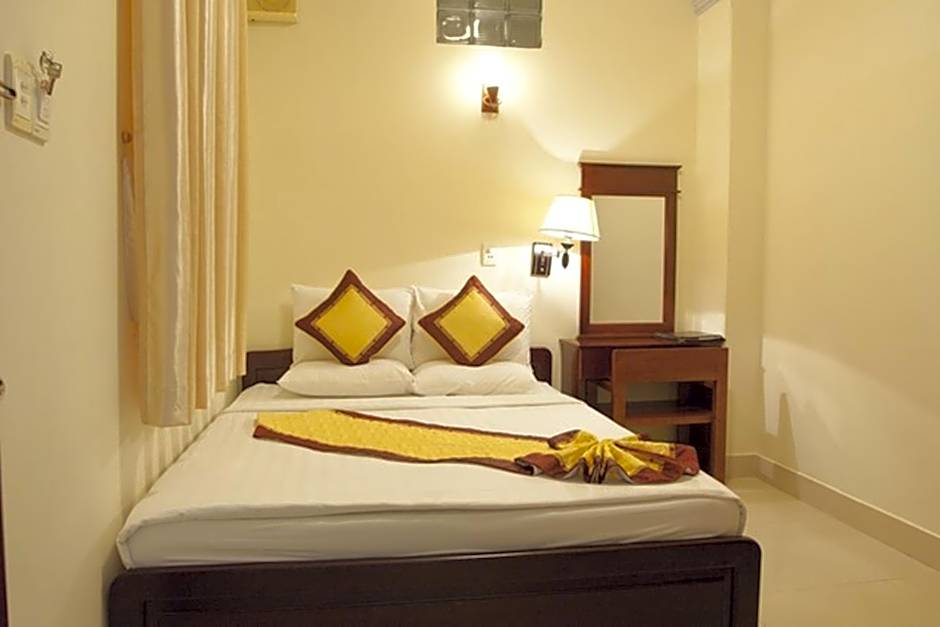 Valentine Luxury hotel - 31 Bui Vien Street