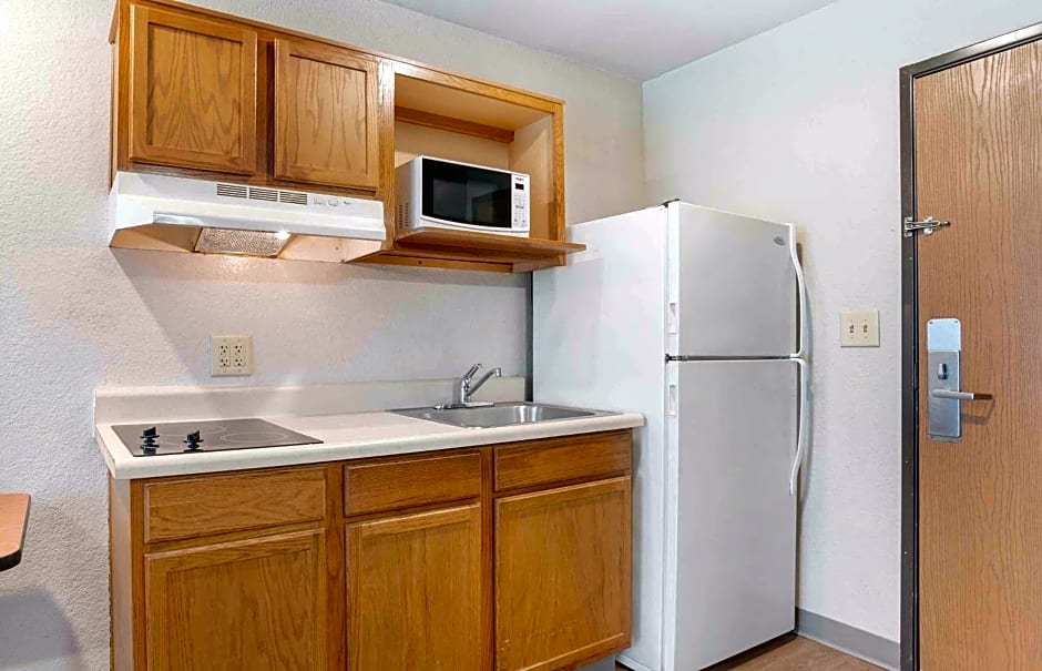Extended Stay America Select Suites - Montgomery