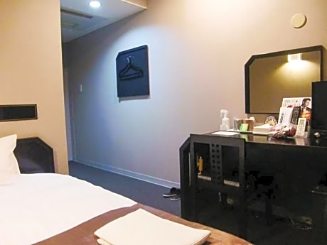 Double Room - Non-Smoking