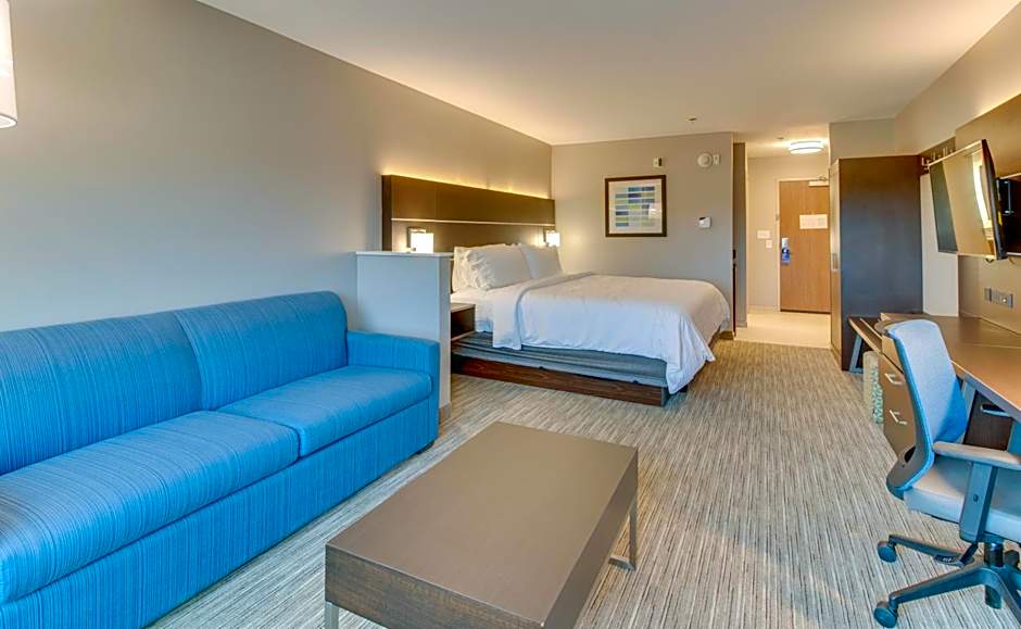 Holiday Inn Express & Suites Union City By IHG