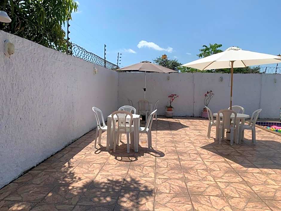 Casa com piscina em Marudá